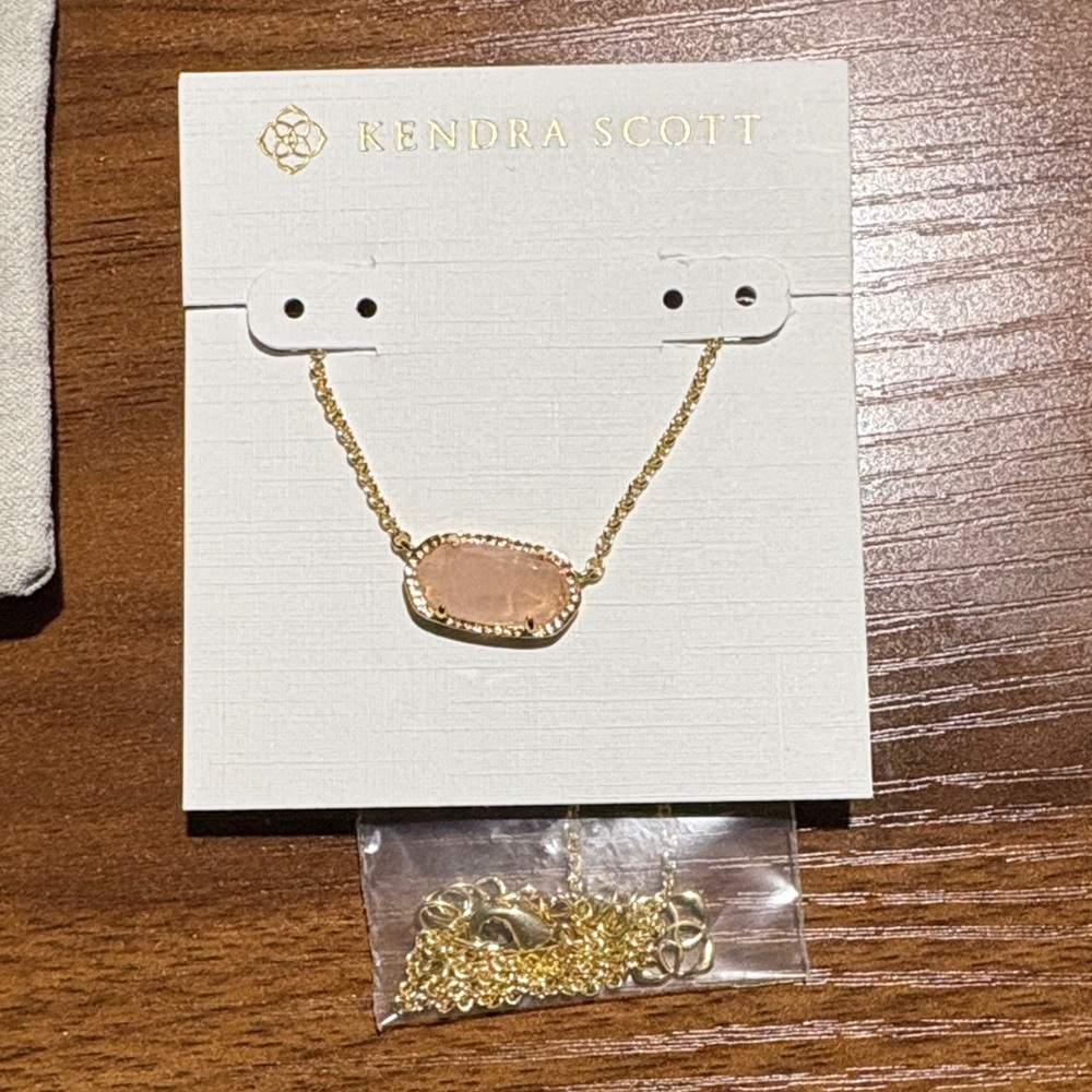 Elisa Gold Statement Short Pendant Necklace- Kendra Scott